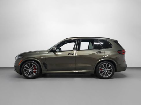 Used 2026 BMW X5 xDrive50e w/ M Sport Package AWD/4WD image 2