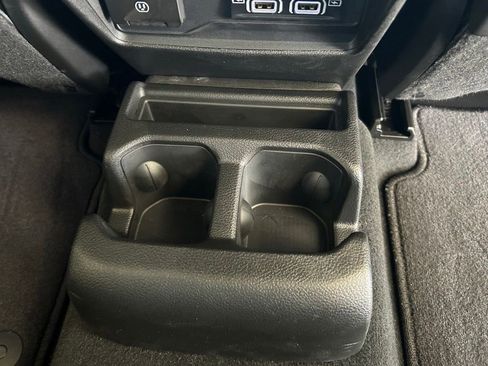 Used 2025 Jeep Grand Cherokee L Overland w/ Advanced Protech Group III AWD/4WD image 32