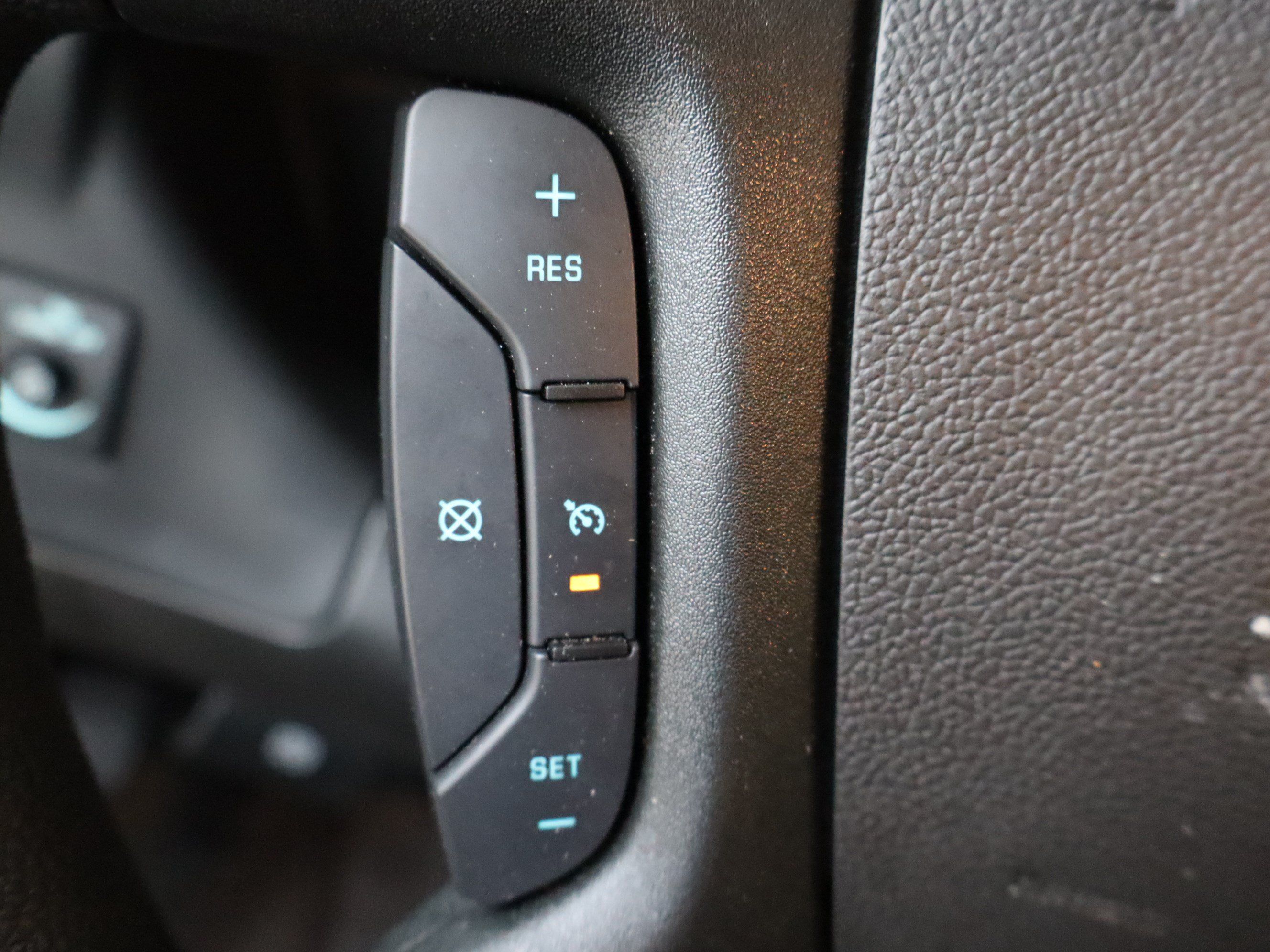 Used 2025 Chevrolet Express 2500 w/ Driver Convenience Package RWD image 19