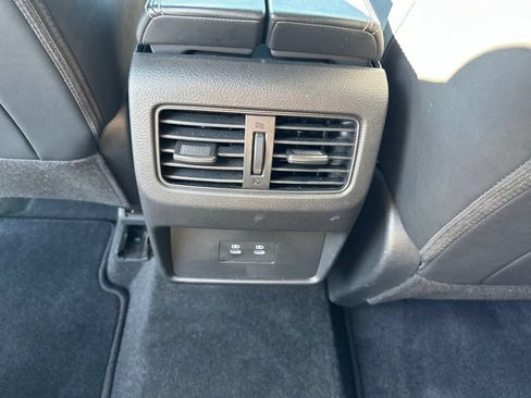 Used 2025 Nissan Rogue SV w/ SV Premium Package FWD image 21