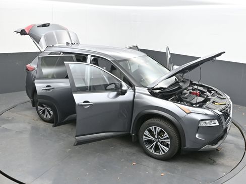 Certified 2023 Nissan Rogue SV image 37