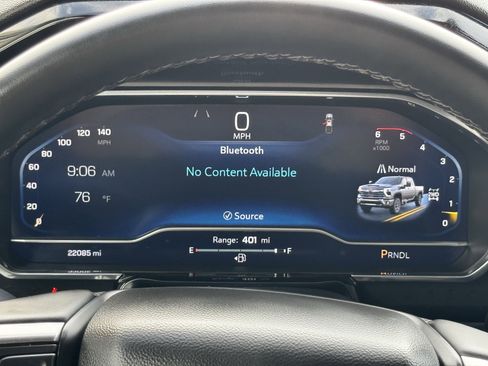 Used 2025 Chevrolet Silverado 2500 LT w/ Convenience Package image 17