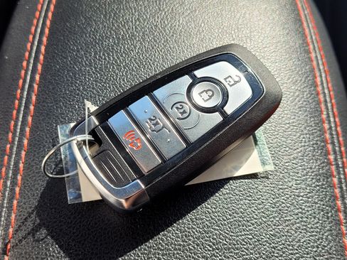 Used 2024 Ford Escape ST-Line w/ Tech Pack #1 FWD image 11