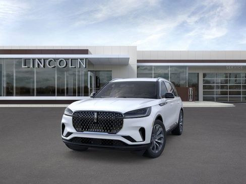 New 2026 Lincoln Aviator AWD image 2