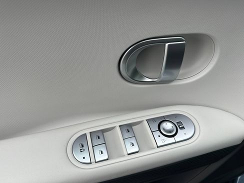 Certified 2024 Hyundai Ioniq 5 SEL RWD image 11