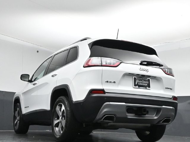 Used 2021 Jeep Cherokee Limited w/ Trailer Tow Group AWD/4WD image 38