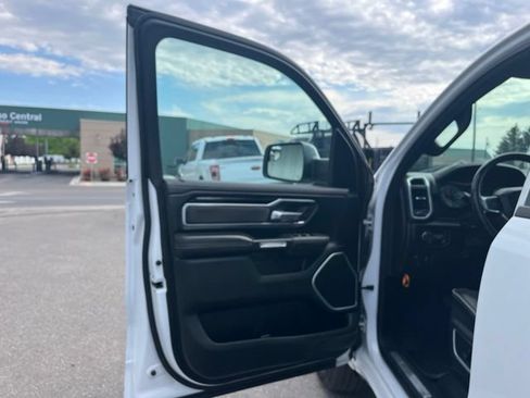 Used 2020 RAM 1500 Laramie w/ Sport Appearance Package AWD/4WD image 31