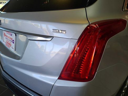 Used 2019 Cadillac XT5 Premium Luxury image 34