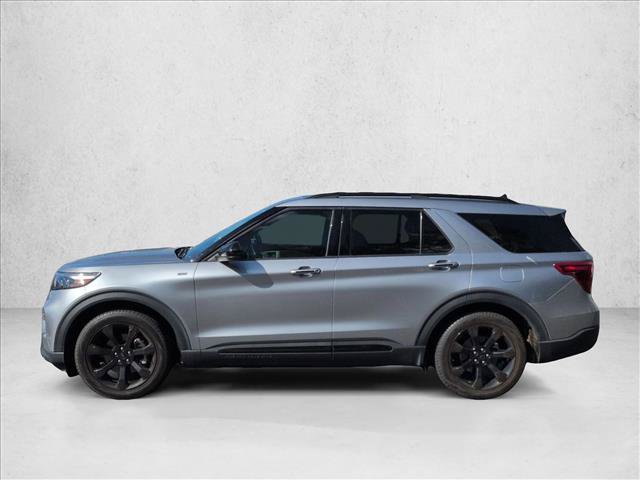 Used 2024 Ford Explorer ST-Line w/ Class IV Trailer Tow Package RWD image 8