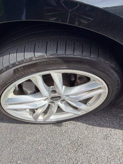 Used 2021 Audi A4 2.0T Premium w/ Convenience Package AWD/4WD image 6