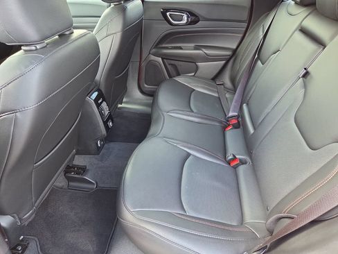 Used 2022 Jeep Compass Limited AWD/4WD image 12