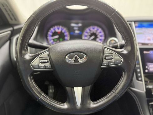 Used 2017 INFINITI Q50 Signature Edition w/ All Weather Package (L93) AWD/4WD image 13
