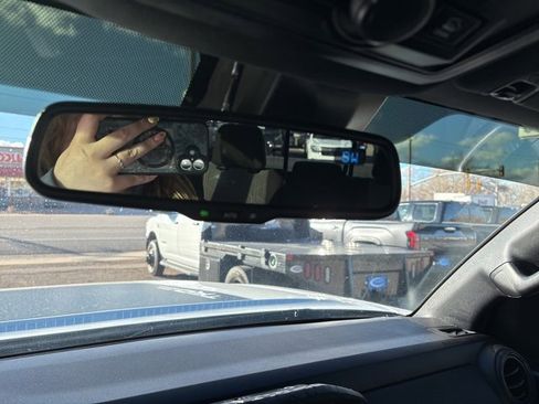 Used 2020 Toyota Tacoma TRD Off-Road image 22