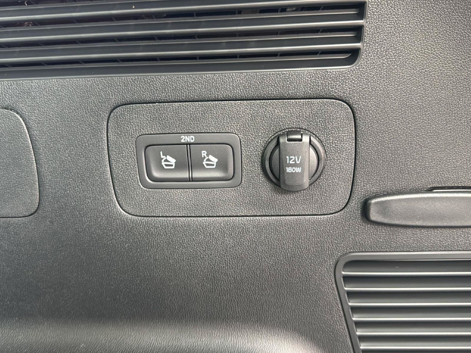 Used 2025 Kia Sorento S w/ Panoramic Sunroof Package FWD image 34