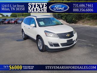 Used 2015 Chevrolet Traverse LT image 1