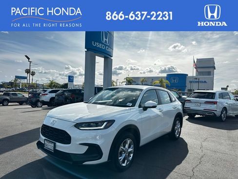 Certified 2024 Honda HR-V LX image 1