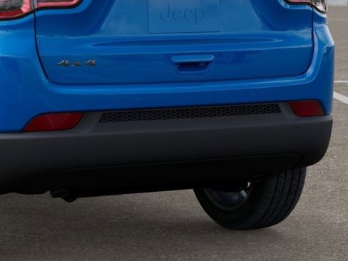 New 2026 Jeep Compass Limited image 18