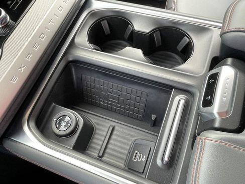 Used 2025 Ford Expedition Max Active image 53