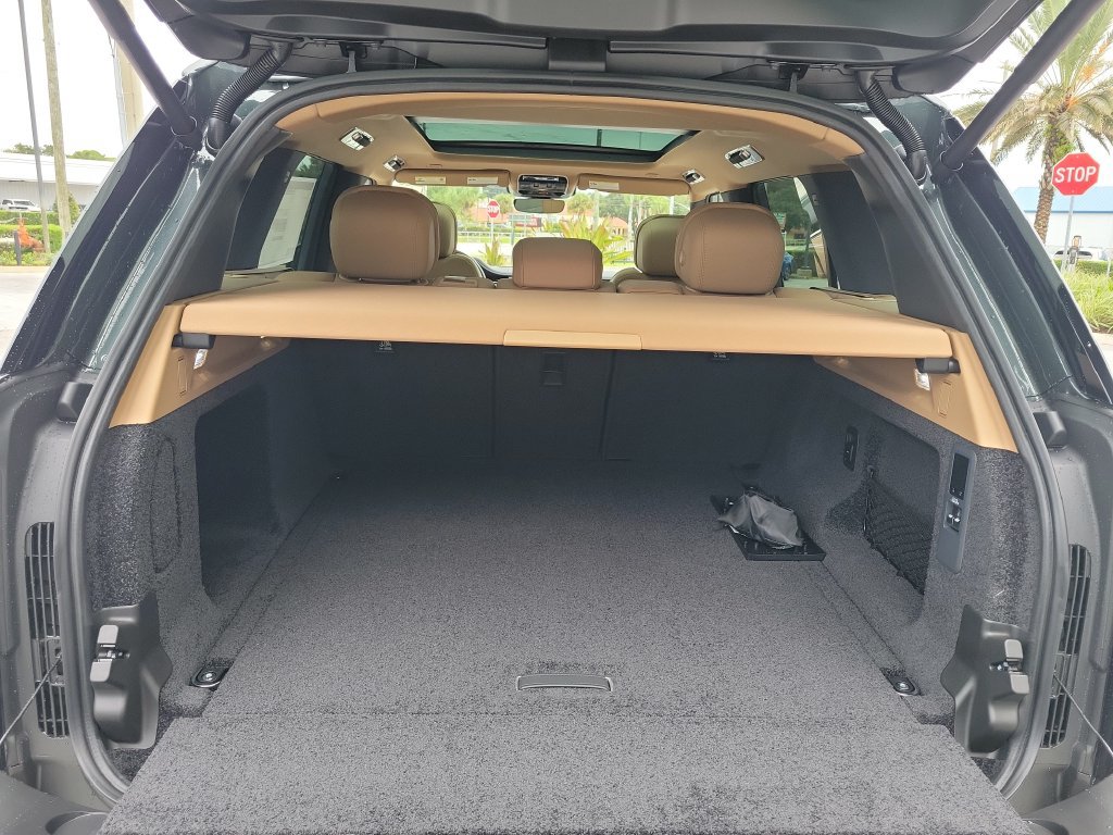 New 2027 Land Rover Range Rover SE AWD/4WD image 11