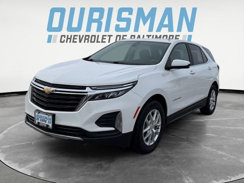 Used 2022 Chevrolet Equinox LT image 2