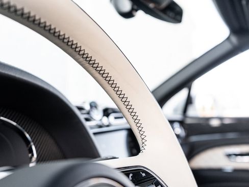 Certified 2023 Bentley Bentayga Speed image 33