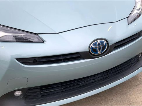 Used 2022 Toyota Prius Limited image 30