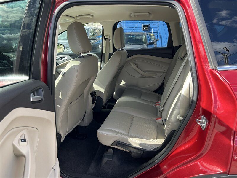 Used 2018 Ford Escape SE AWD/4WD image 9