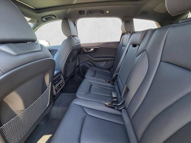 New 2026 Audi Q7 3.0T Premium Plus AWD/4WD image 18