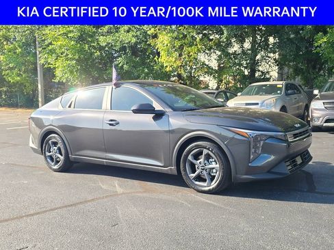 Certified 2026 Kia K4 FWD image 1
