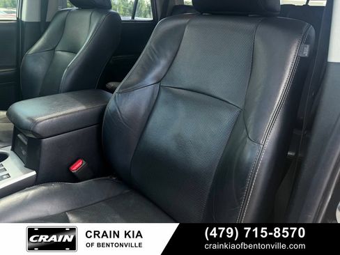 Used 2015 Toyota 4Runner Limited AWD/4WD image 23