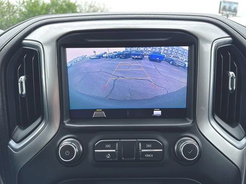 Used 2019 Chevrolet Silverado 1500 LT Trail Boss w/ Convenience Package AWD/4WD image 14