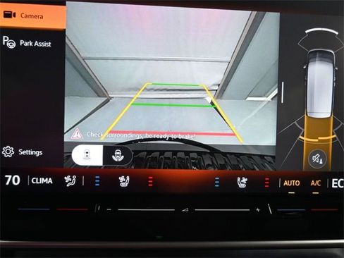 New 2025 Volkswagen ID. Buzz Pro S image 6