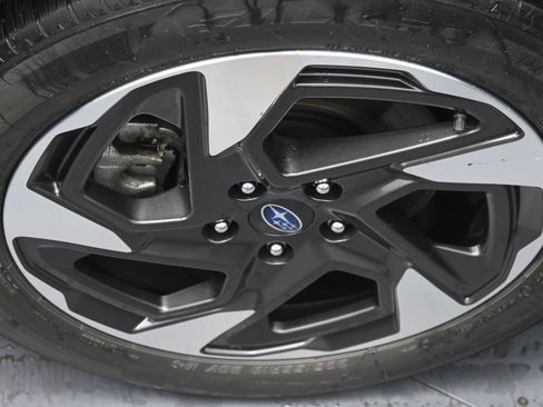Used 2024 Subaru Crosstrek 2.5i Limited AWD/4WD image 19