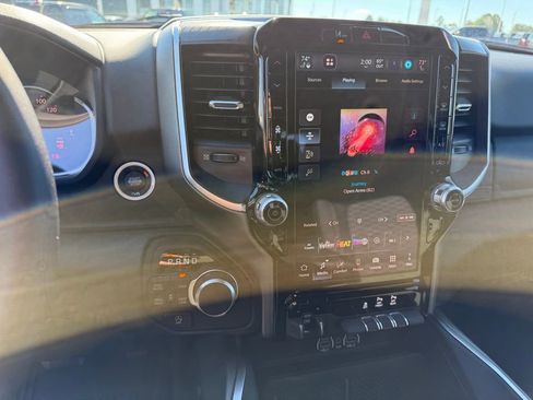 New 2026 RAM 1500 4x4 Crew Cab image 17