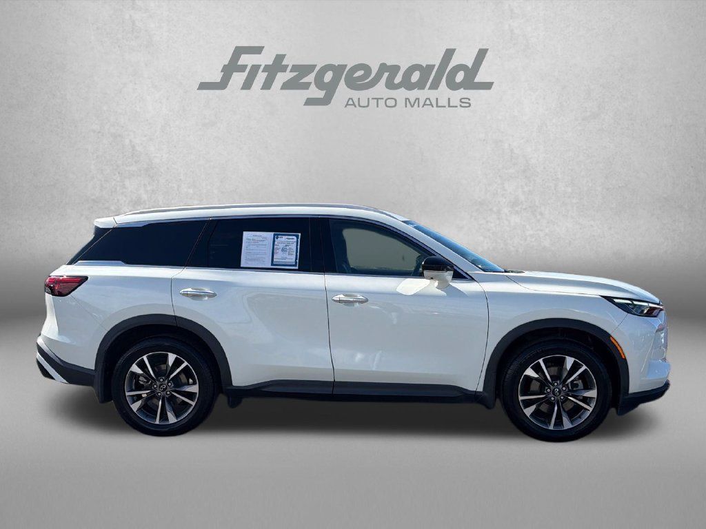 Used 2023 INFINITI QX60 Luxe w/ Cargo Package AWD/4WD image 9