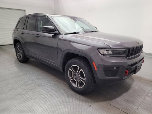 Used 2022 Jeep Grand Cherokee Trailhawk AWD/4WD image 13
