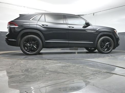 New 2026 Volkswagen Atlas Cross Sport SEL Premium R-Line AWD/4WD image 40