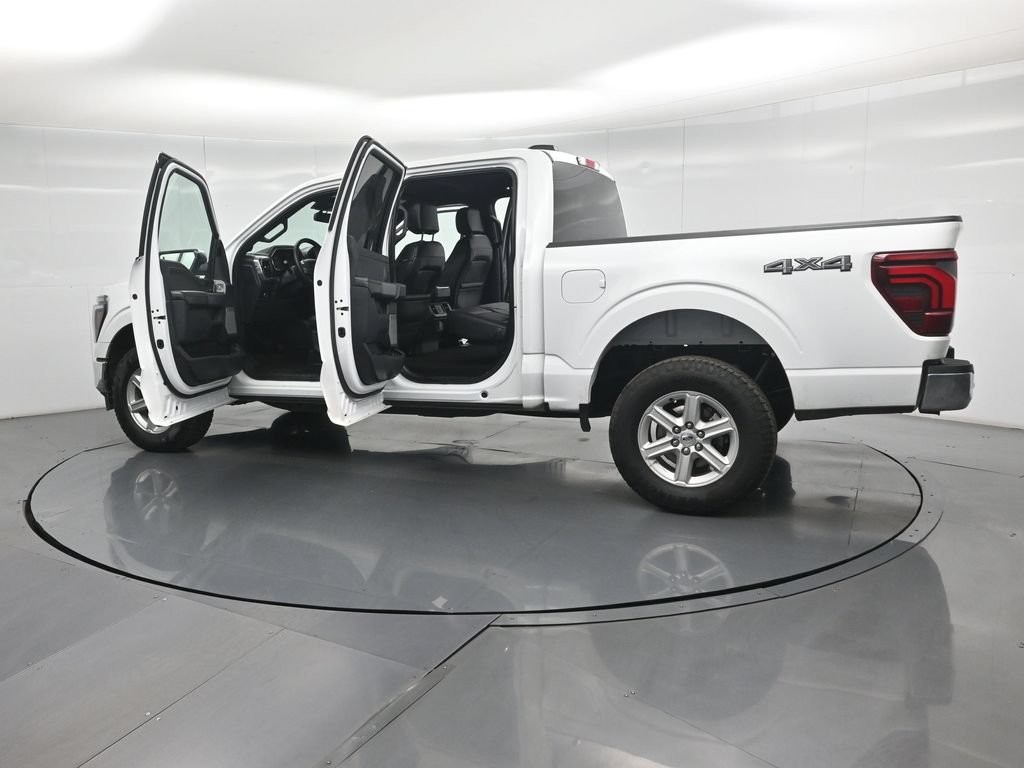 Used 2025 Ford F150 Lariat AWD/4WD image 35