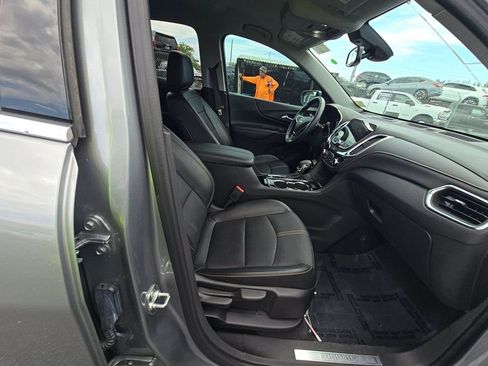 Used 2024 Chevrolet Equinox Premier image 14