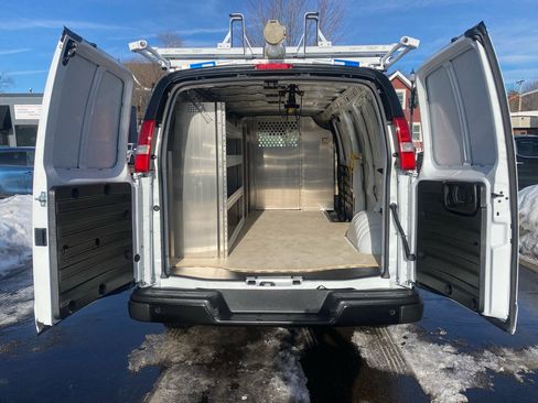 Used 2025 Chevrolet Express 2500 Extended w/ Communications Package image 10
