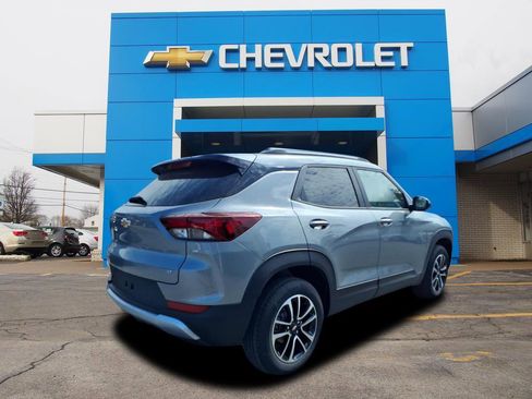 New 2026 Chevrolet TrailBlazer LT w/ Convenience Package image 2