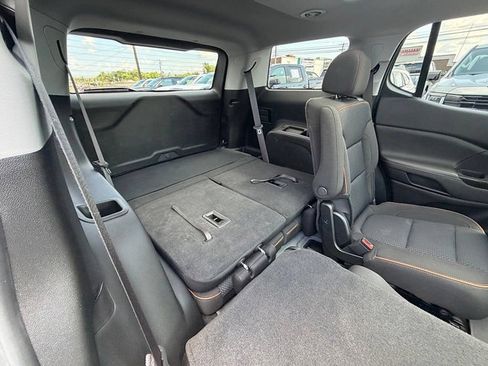 Certified 2023 GMC Acadia AT4 AWD/4WD image 25