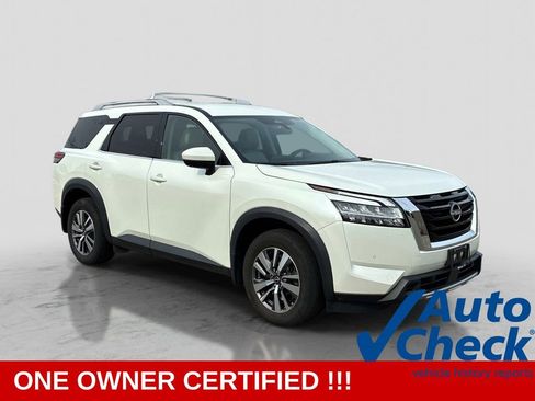 Certified 2023 Nissan Pathfinder SL AWD/4WD image 3