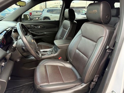 Used 2022 Chevrolet Traverse High Country w/ LPO, Floor Liner Package image 11