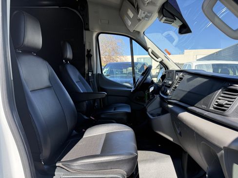 Used 2023 Ford Transit 250 Medium Roof w/ Load Area Protection Package image 23
