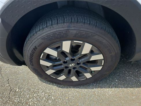 Certified 2026 Hyundai Santa Cruz SEL FWD image 17