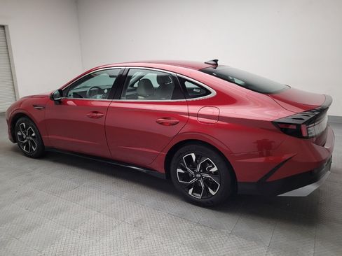 Used 2025 Hyundai Sonata SEL FWD image 3
