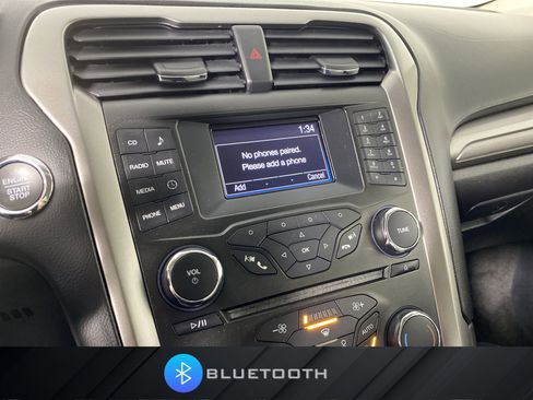 Used 2018 Ford Fusion S image 4