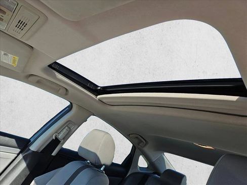 Used 2016 Honda Civic EX-T image 9