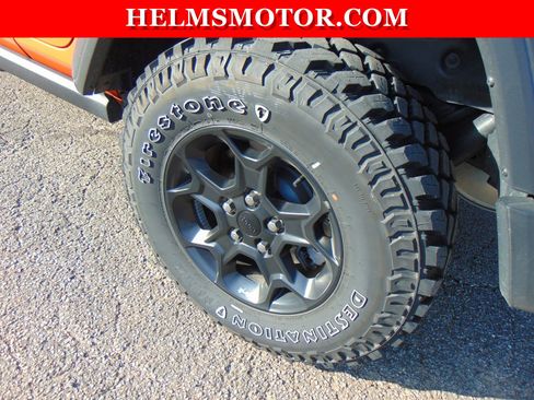 Used 2023 Jeep Wrangler Willys image 16